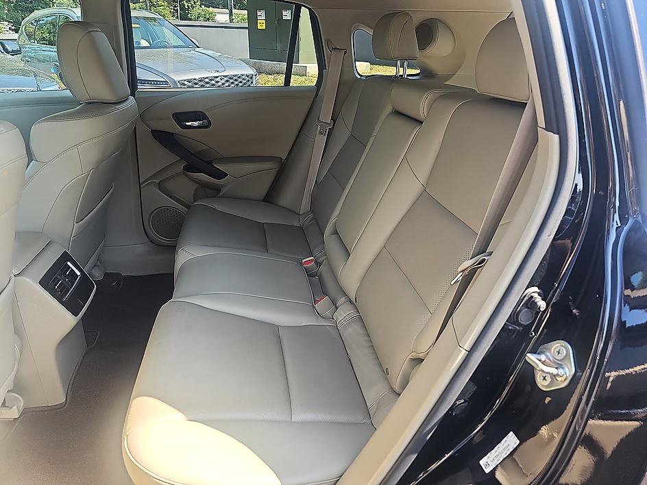 Used 2018 Crystal Black Pearl Acura w/Advance Pkg image 26