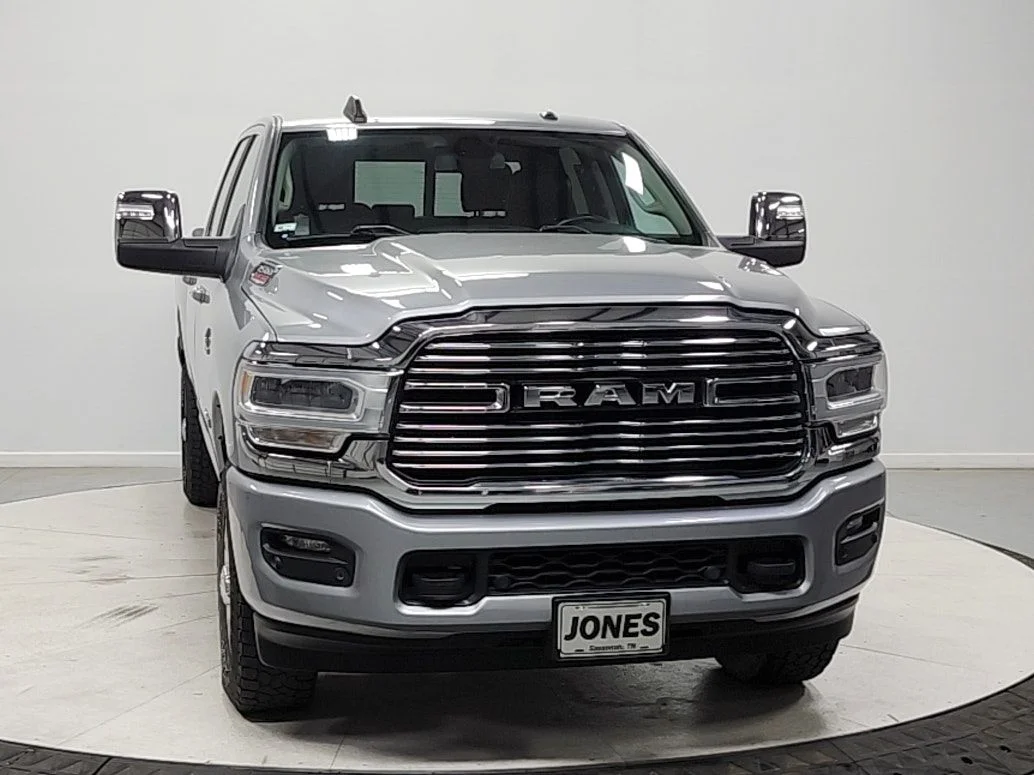 Used 2024 Silver Ram Laramie image 2