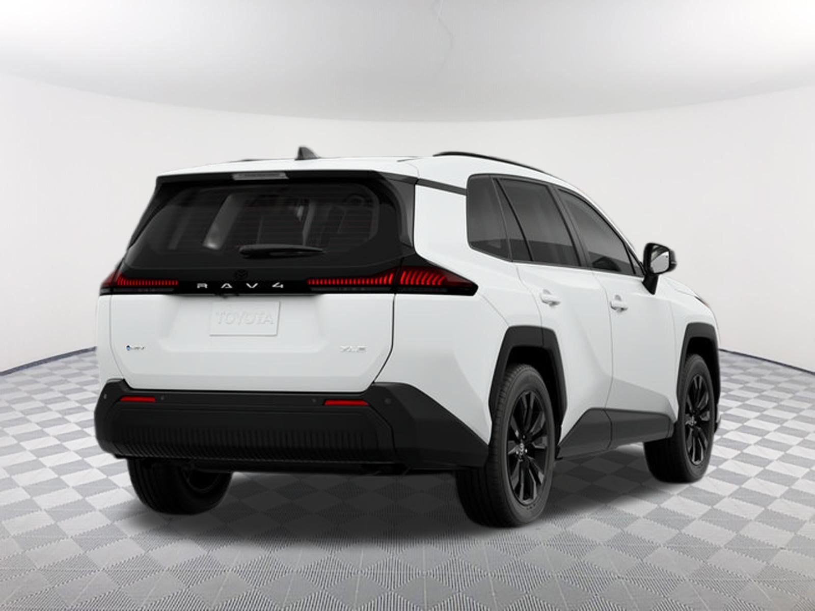 New 2026 Ice Cap Toyota XLE Premium image 9
