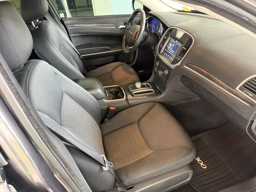 Used 2019 Gray Chrysler Touring image 24
