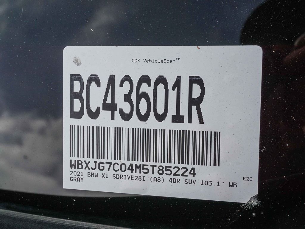 Used 2021 Gray BMW sDrive28i image 27