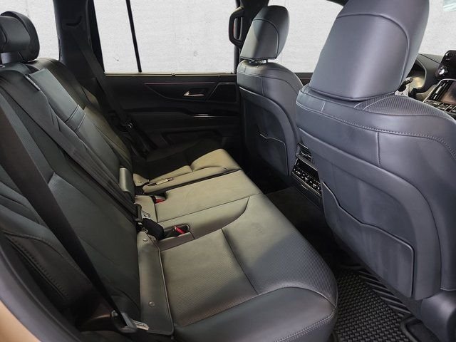 2026 Lexus LX 700h Overtrail - Photo 11
