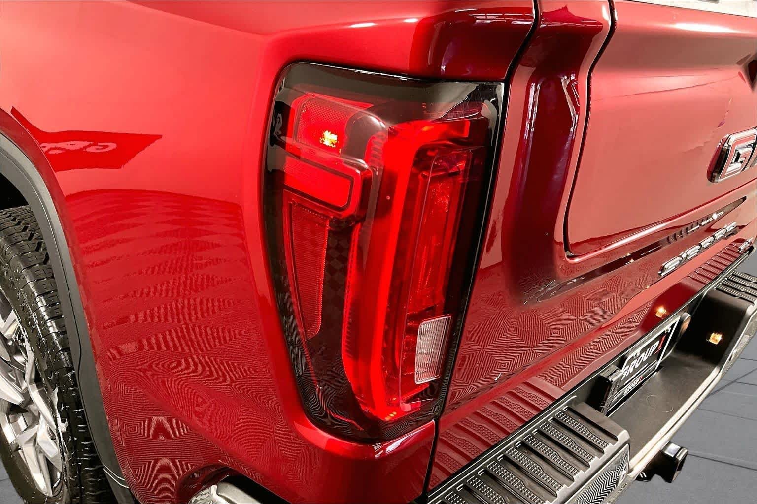 Used 2023 Volcanic Red Tintcoat GMC SLT image 27