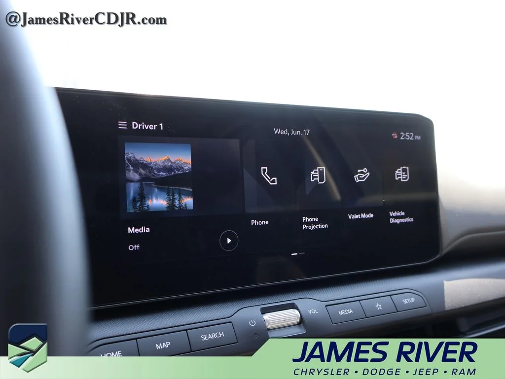 Used 2025 Blue Kia LXS image 32