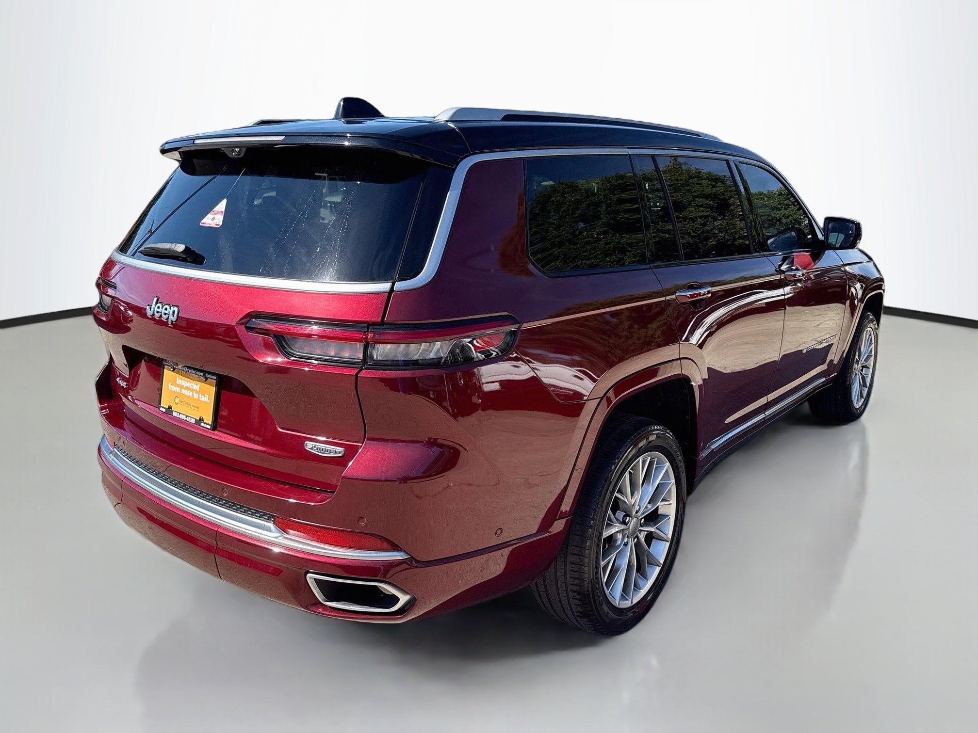Used 2023 Velvet Red Pearlcoat Jeep Summit image 8