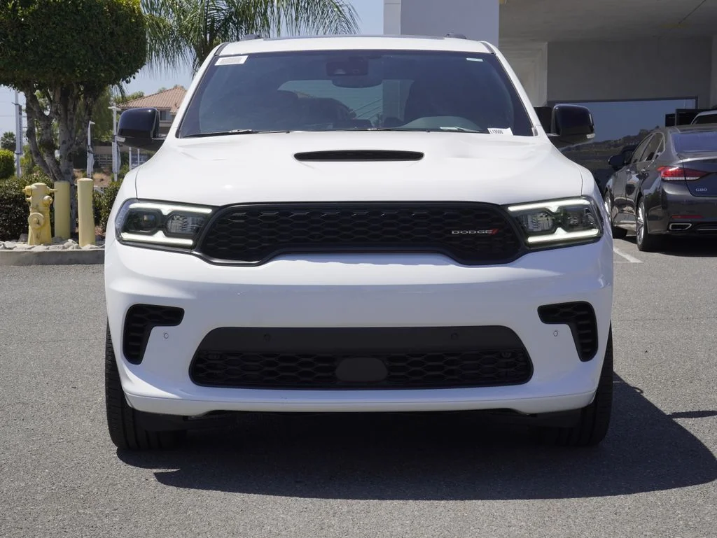 New 2026 White Knuckle Clear-Coat Exterior Paint Dodge GT Plus HEMI V8 image 8