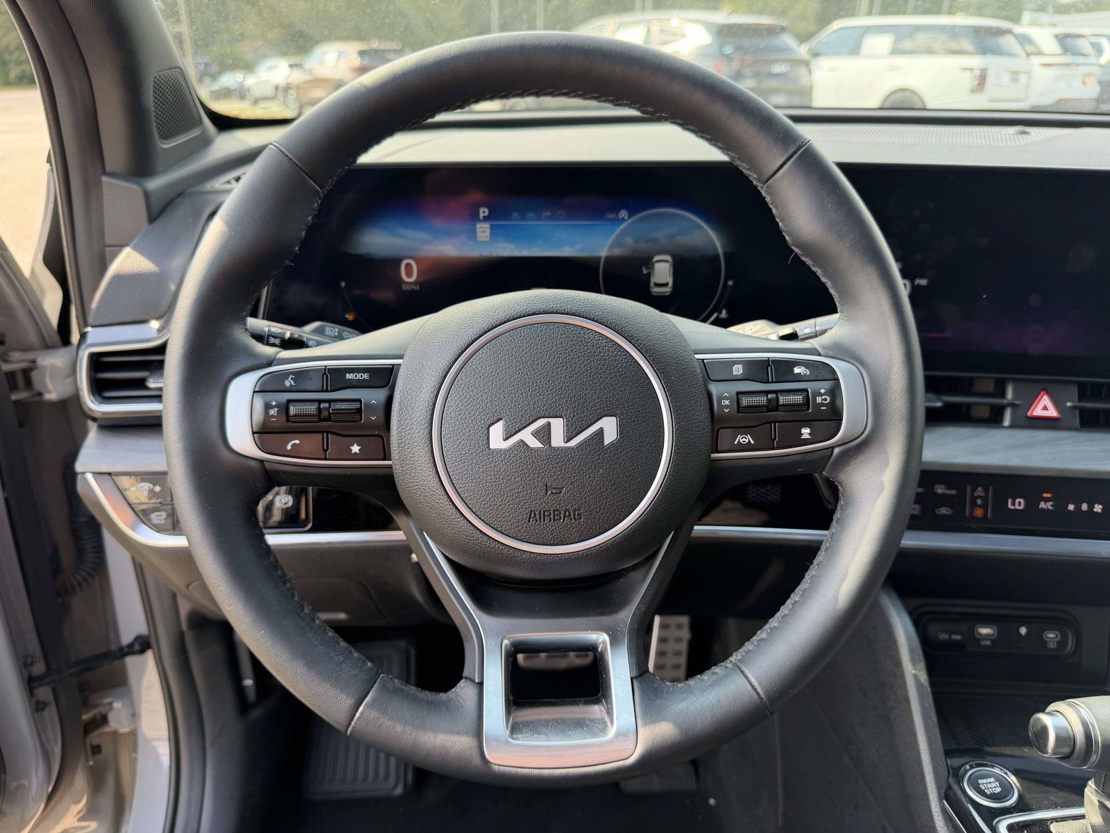 Used 2025 Wolf Gray/Ebony Black Roof Kia X-Pro image 19