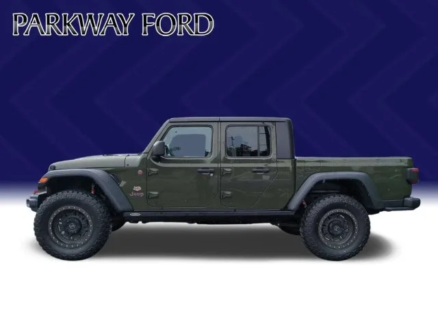 Used 2021 Green Jeep Rubicon image 2