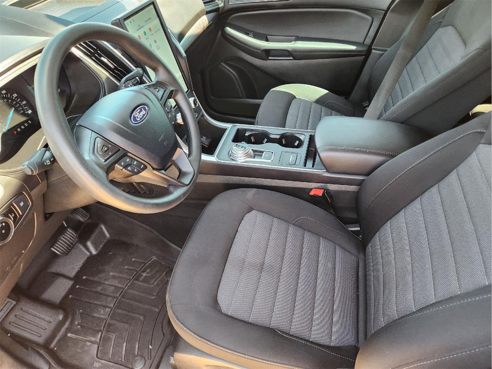 Used 2024 Stone Blue Ford SE image 11