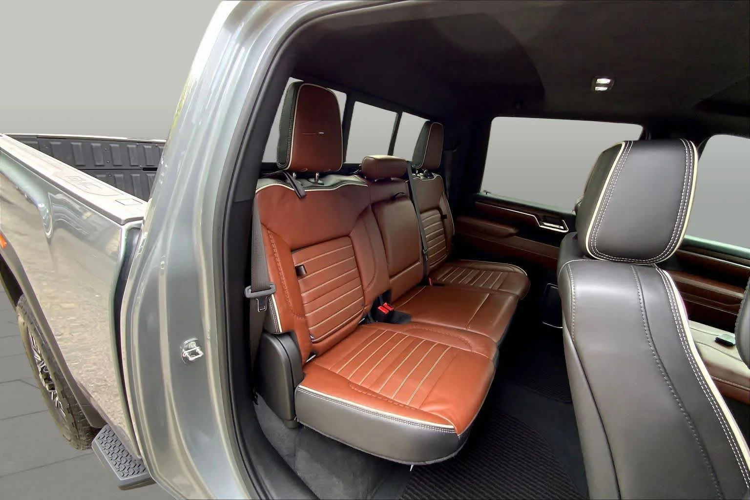 Used 2024 Sterling Metallic GMC Denali Ultimate image 29