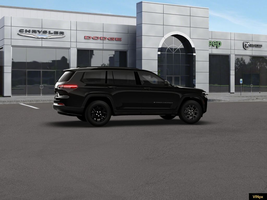 New 2026 Diamond Black Crystal Pearl-Coat Exterior Paint Jeep Altitude image 15