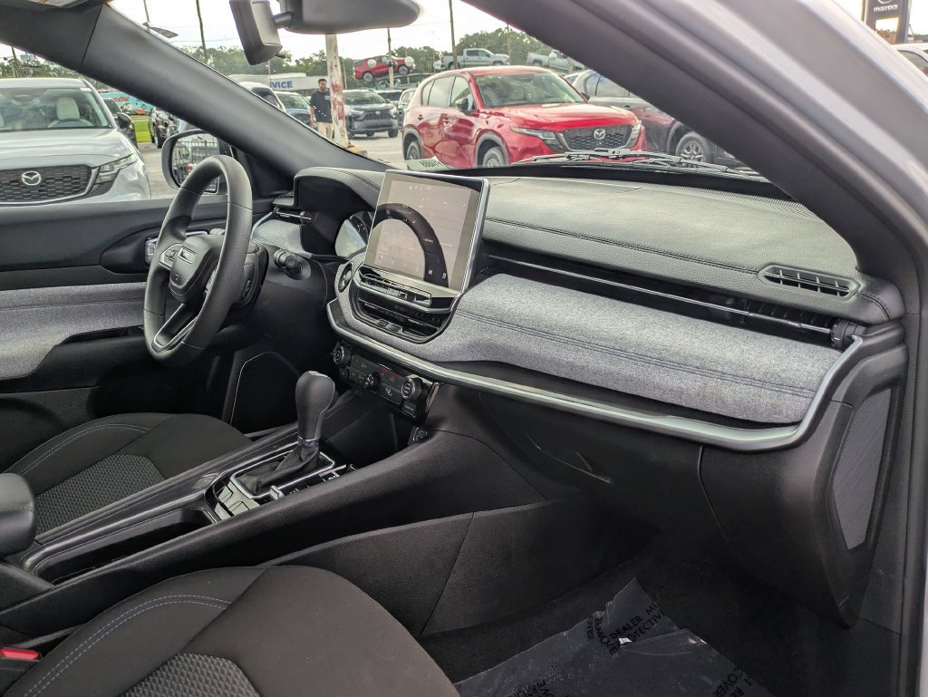 Used 2024 Silver Jeep Sport image 31