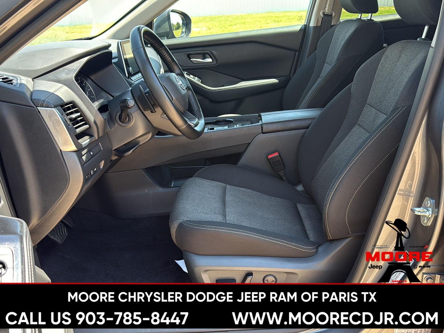 Used 2025 Gun Metallic Nissan SV image 22