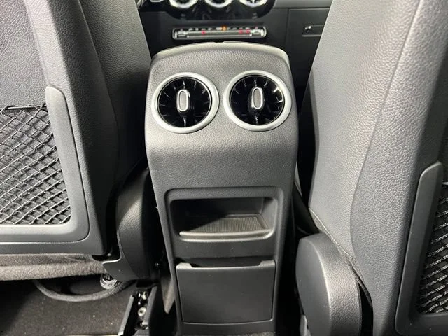 New 2026 Polar White Mercedes-Benz GLA 250 image 75