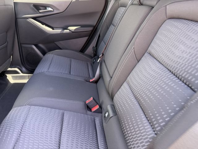 2027 Chevrolet Equinox LT - Photo 19