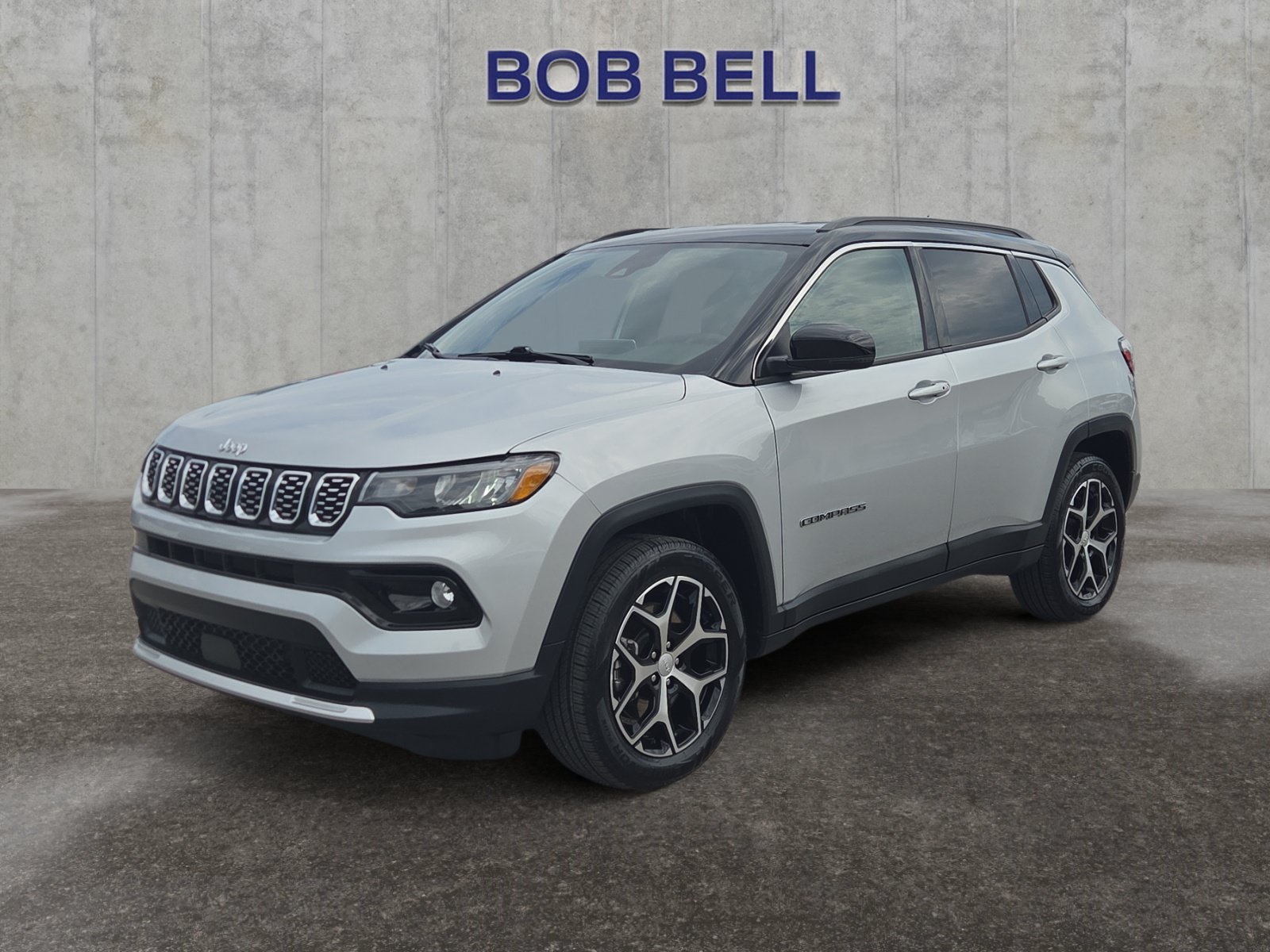 Used 2024 Silver Jeep Limited image 1