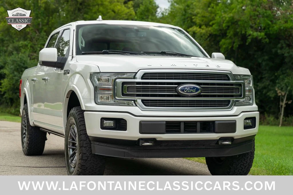 Used 2019 White Ford Limited image 11