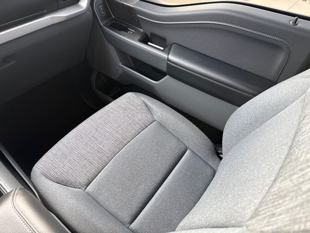 Used 2022 Gray Ford XLT image 16