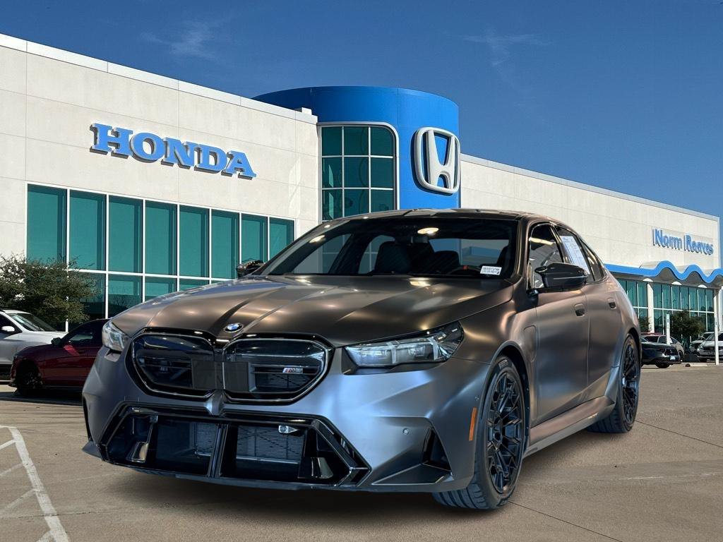 2025 BMW M5