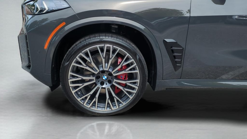 New 2026 Dravit Grey Metallic BMW xDrive40i image 10