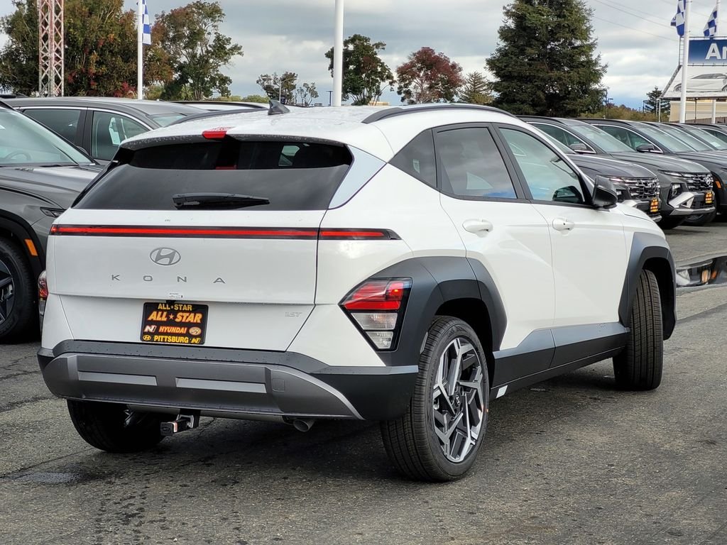 New 2026 White Hyundai SEL Premium image 3