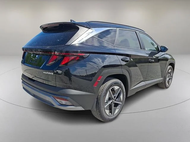 New 2026 Gray Hyundai SEL image 4
