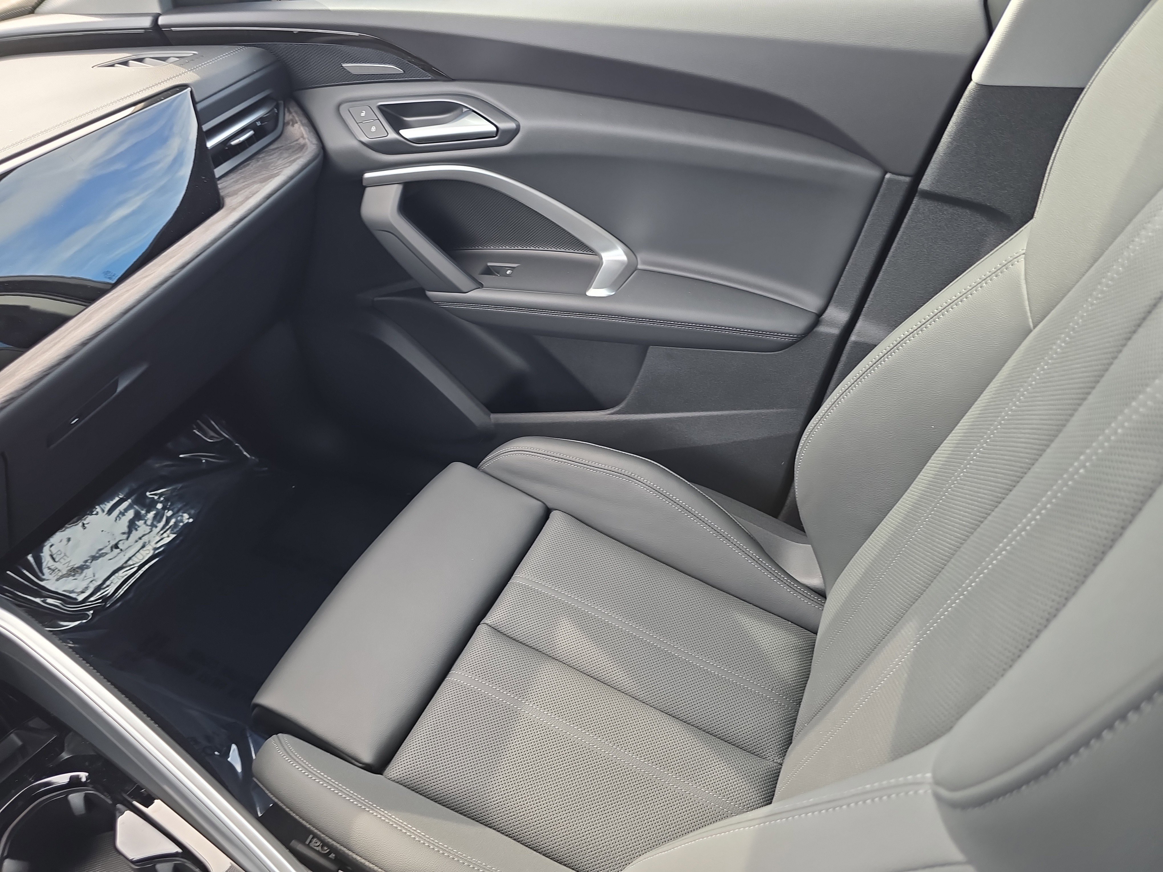 2025 Audi Q5 Sportback Premium Plus - Photo 14