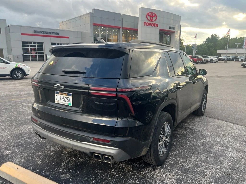 Used 2025 Black Chevrolet LT image 2