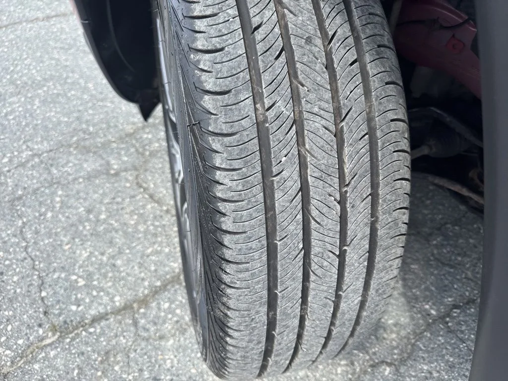Used 2023 Red Jeep Limited image 32