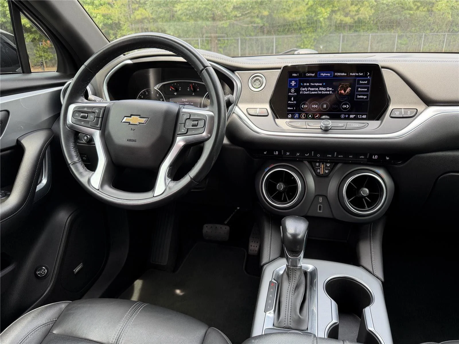 Used 2021 Silver Ice Metallic Chevrolet LT image 10