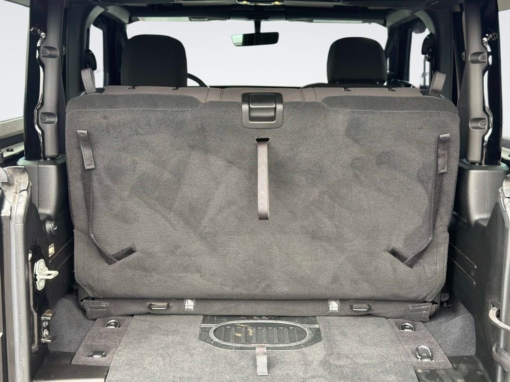 Used 2023 Black Jeep Rubicon image 12
