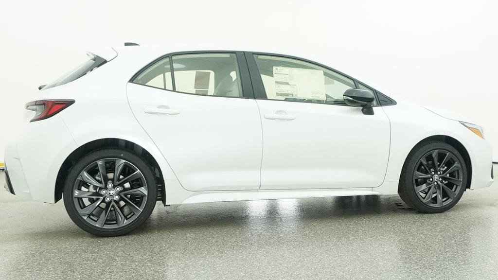 New 2026 Wind Chill Pearl Toyota XSE image 13