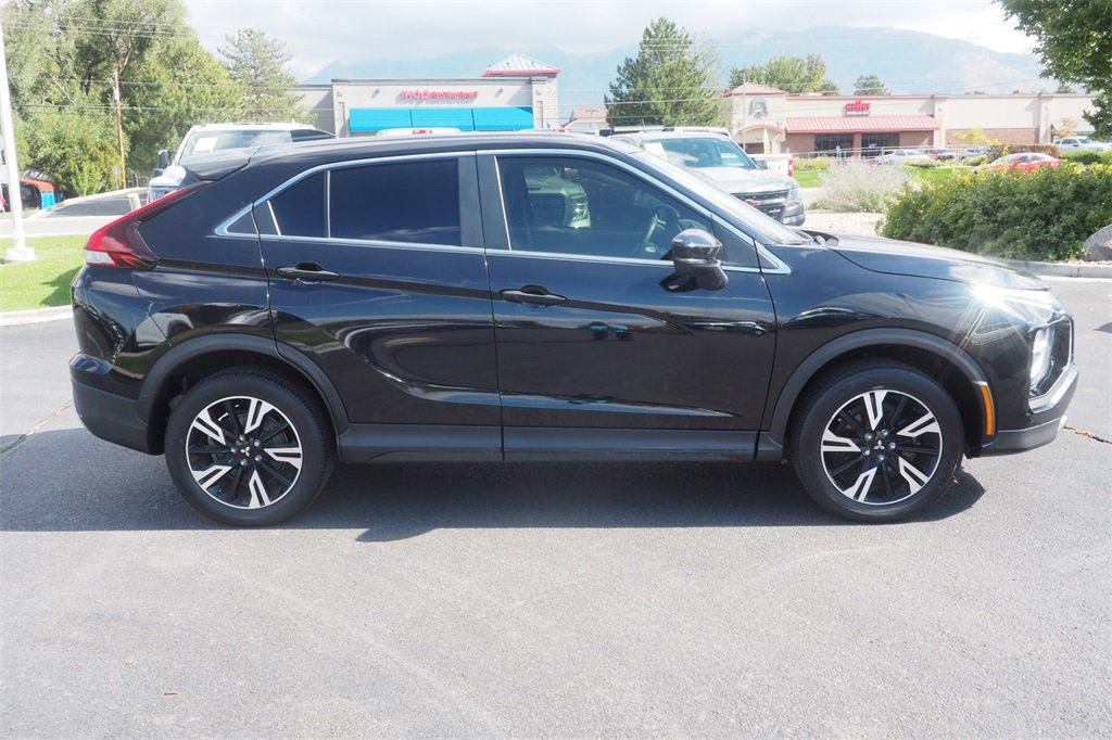 2023 Mitsubishi Eclipse Cross SE photo 4