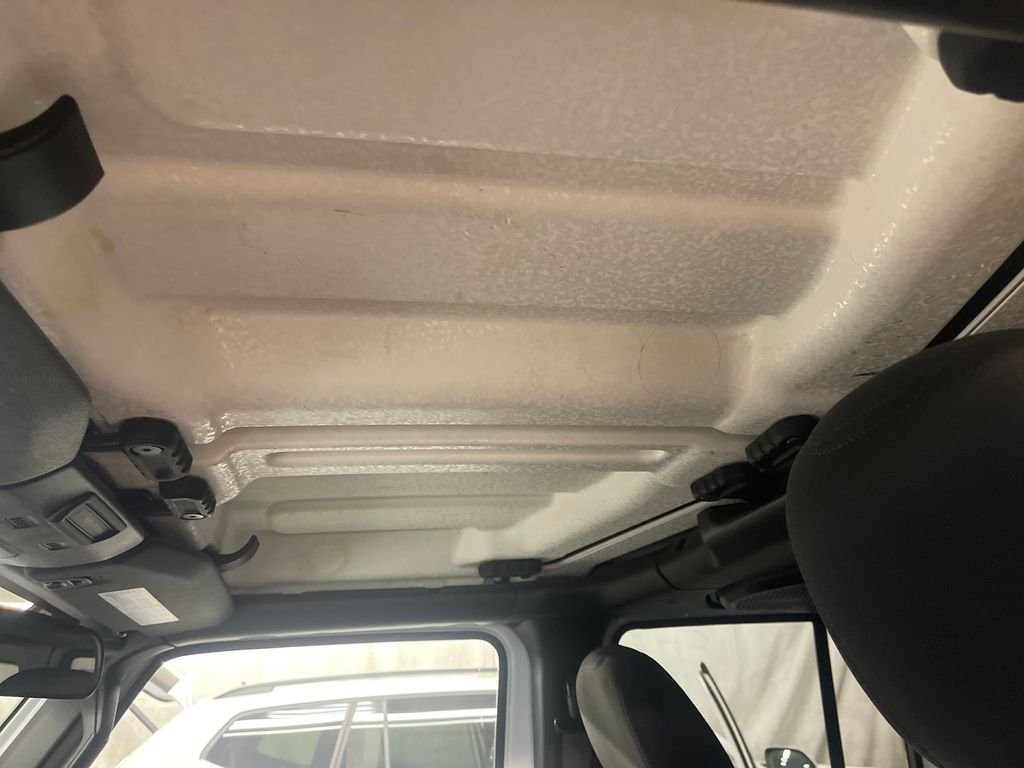 Used 2018 White Jeep Unlimited Sport image 13