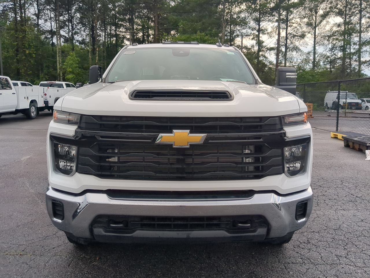 New 2025 Summit White Chevrolet Work Truck image 3