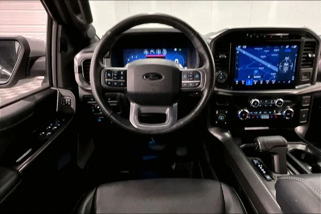 Used 2024 Avalanche Ford Lariat image 6