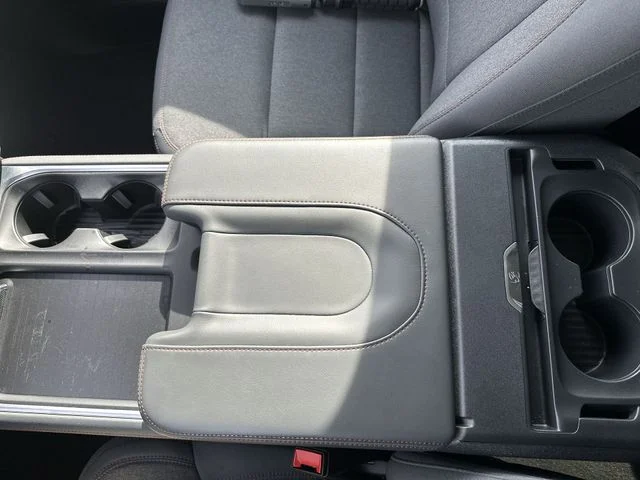 Used 2025 White Ford Active image 24