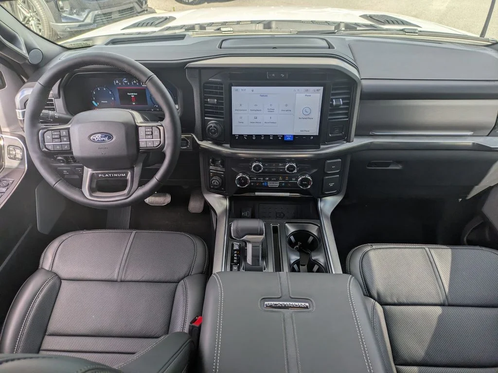 New 2026 Star White Metallic Tri-Coat Ford Platinum image 15