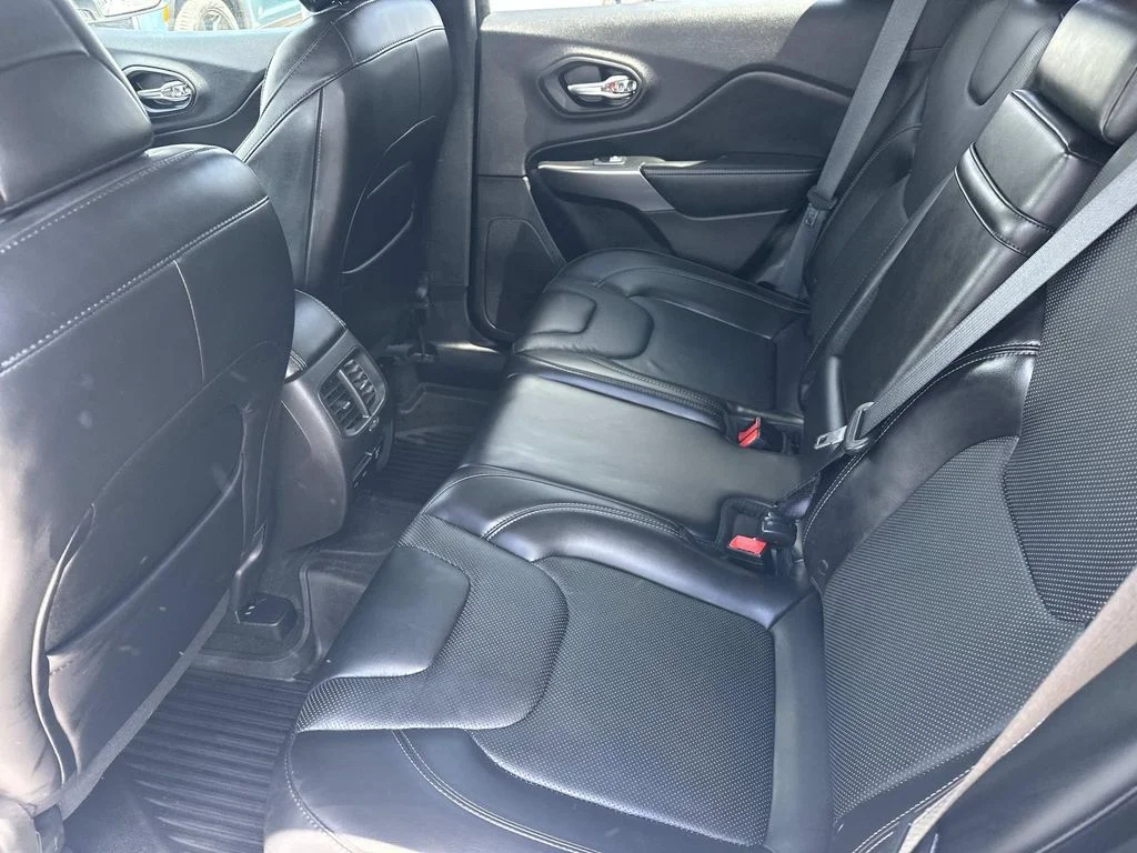 Used 2019 White Jeep Limited image 15