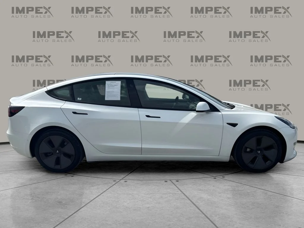 Used 2021 White Tesla Long Range image 6