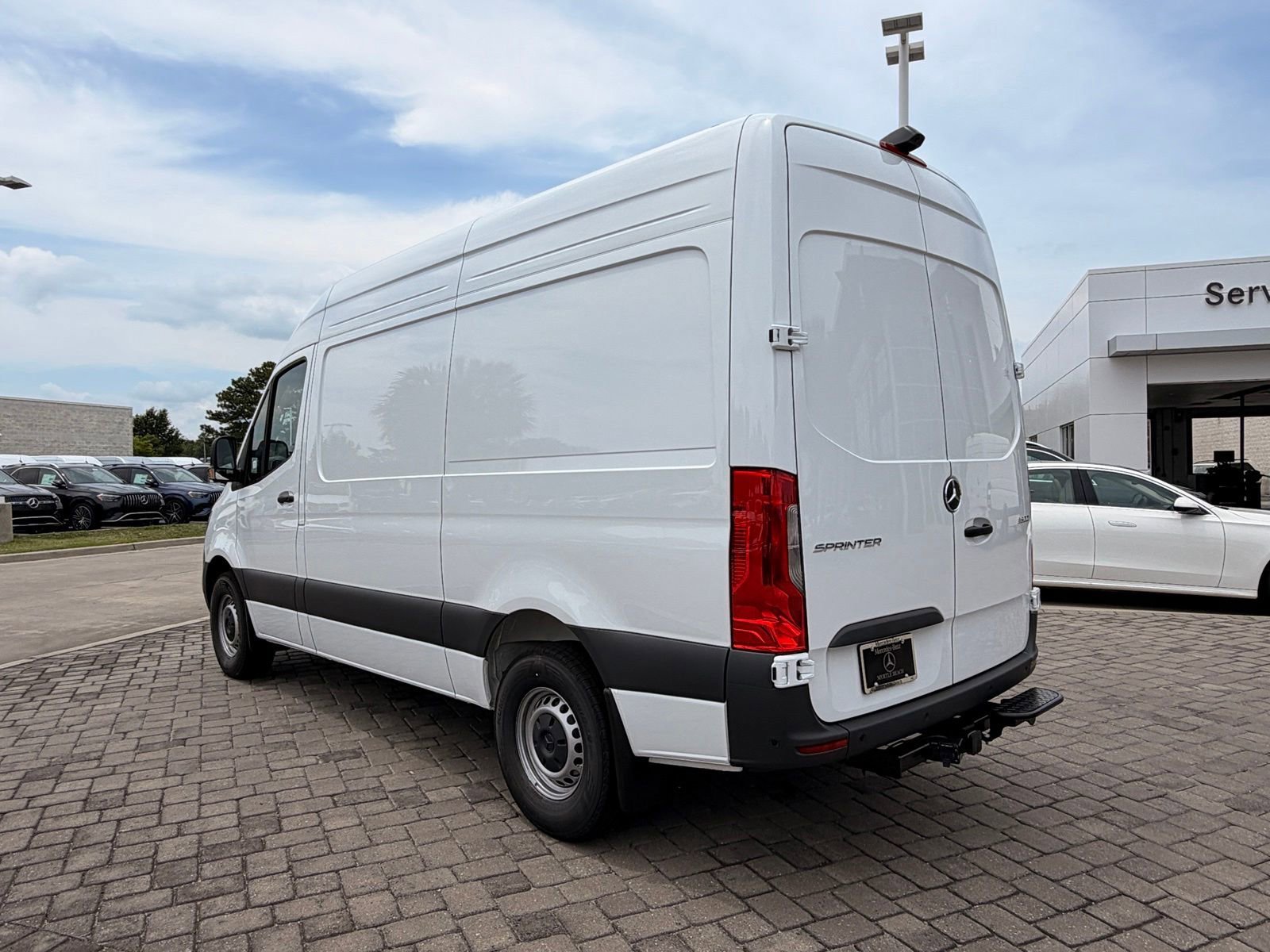 New 2026 Arctic White Mercedes-Benz Cargo 144 WB image 32