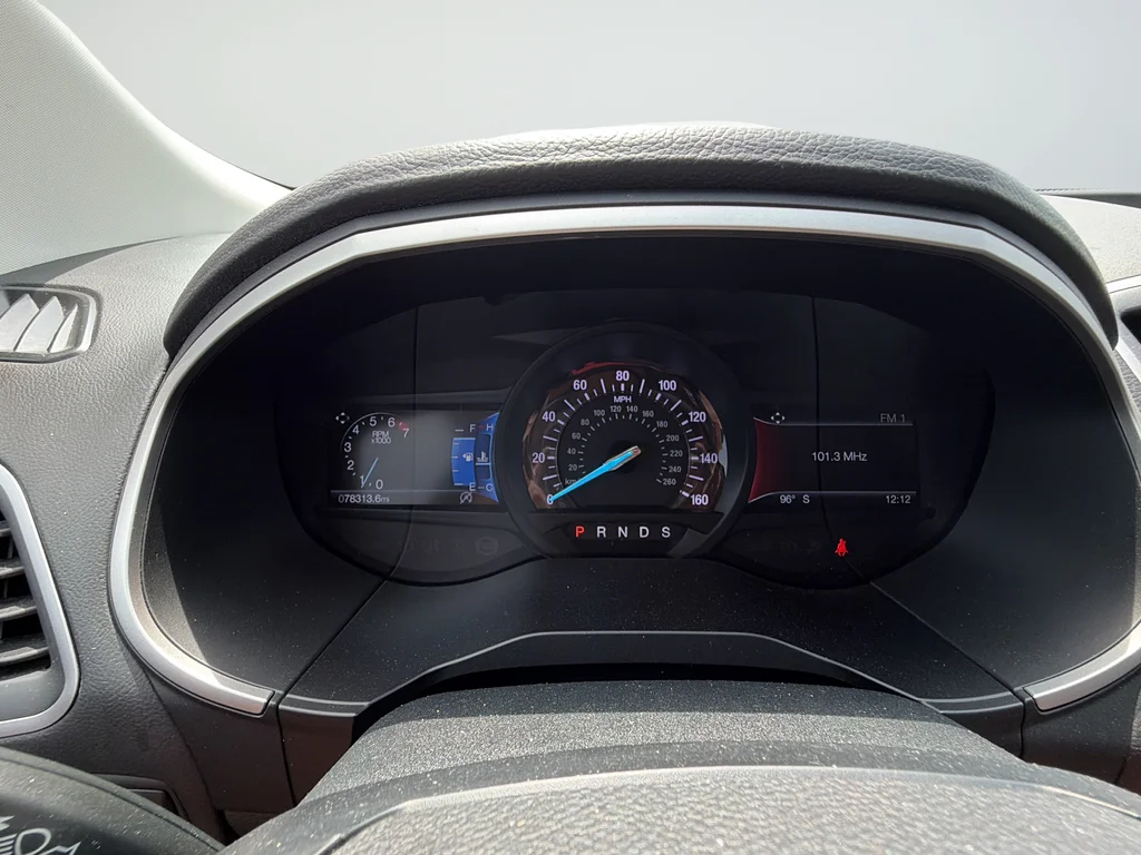 Used 2020 Gray Ford SEL image 11