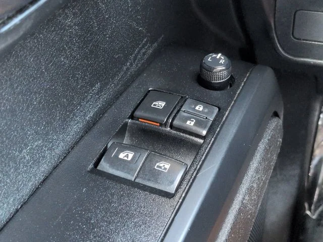 Certified Used 2023 White Toyota SR image 21