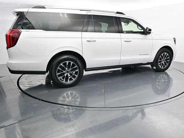 Used 2025 White Ford Platinum image 9