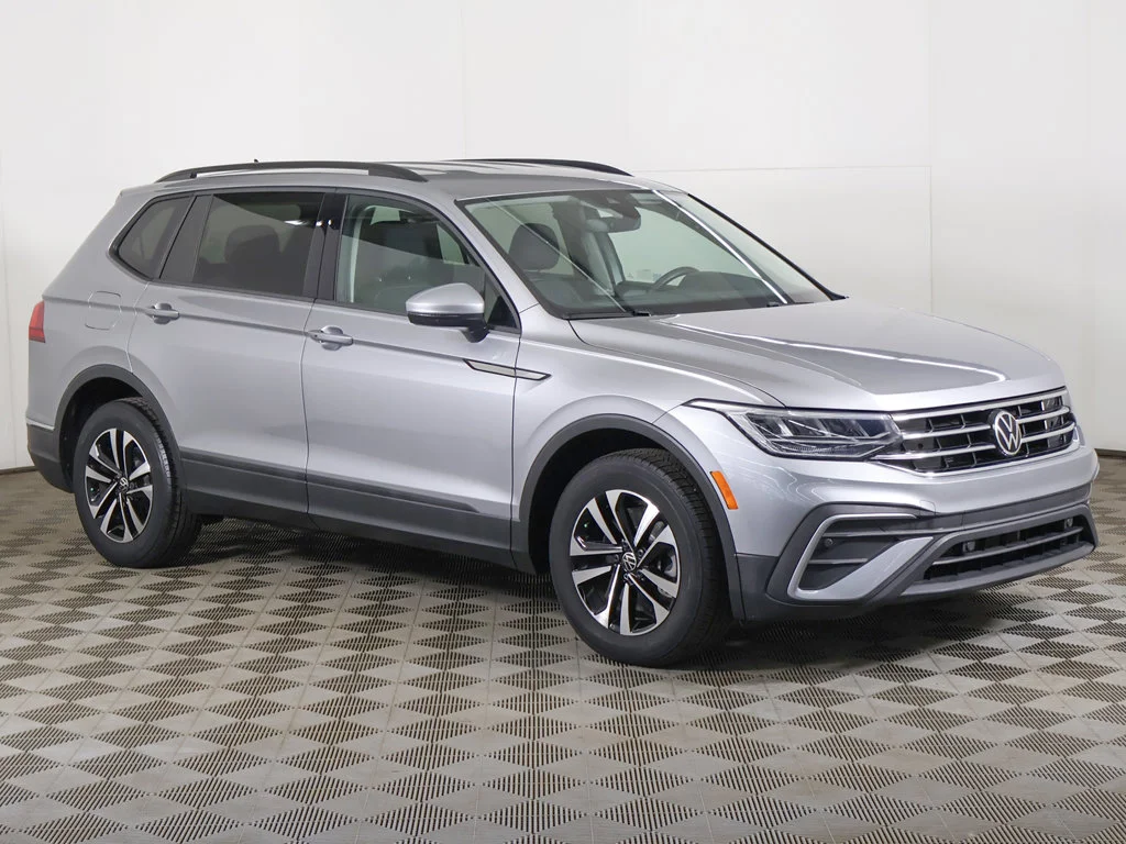 Used 2024 Silver Metallic Volkswagen 2.0T S image 53