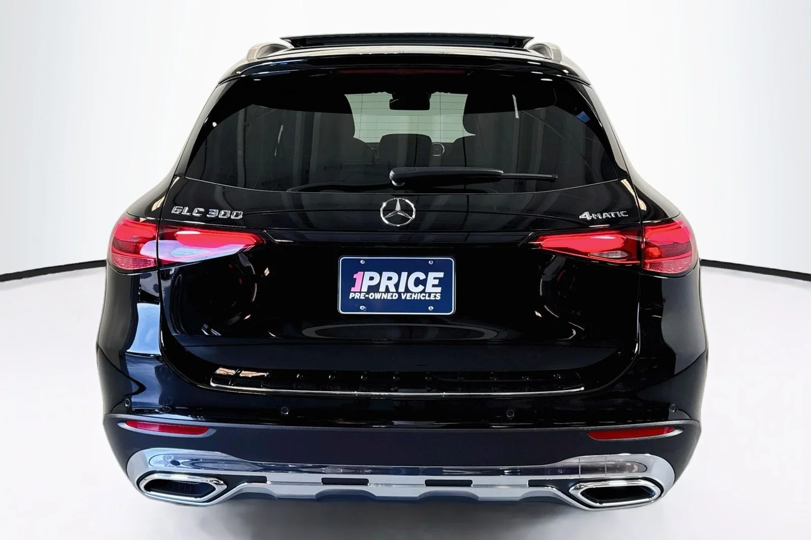 Used 2026 Black Mercedes-Benz GLC 300 image 6