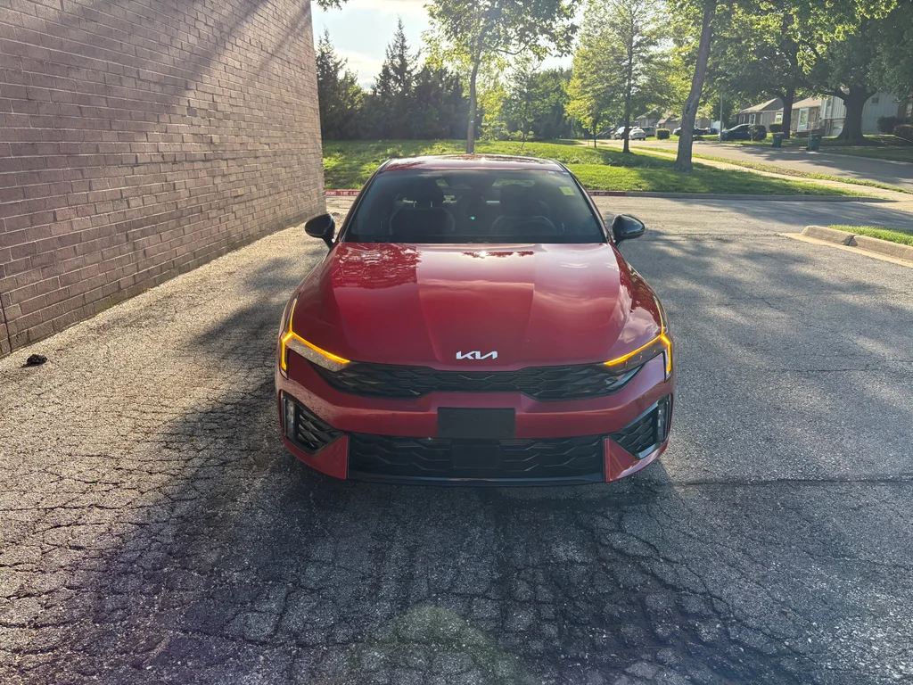 Used 2025 Runway Red Kia GT-Line image 8