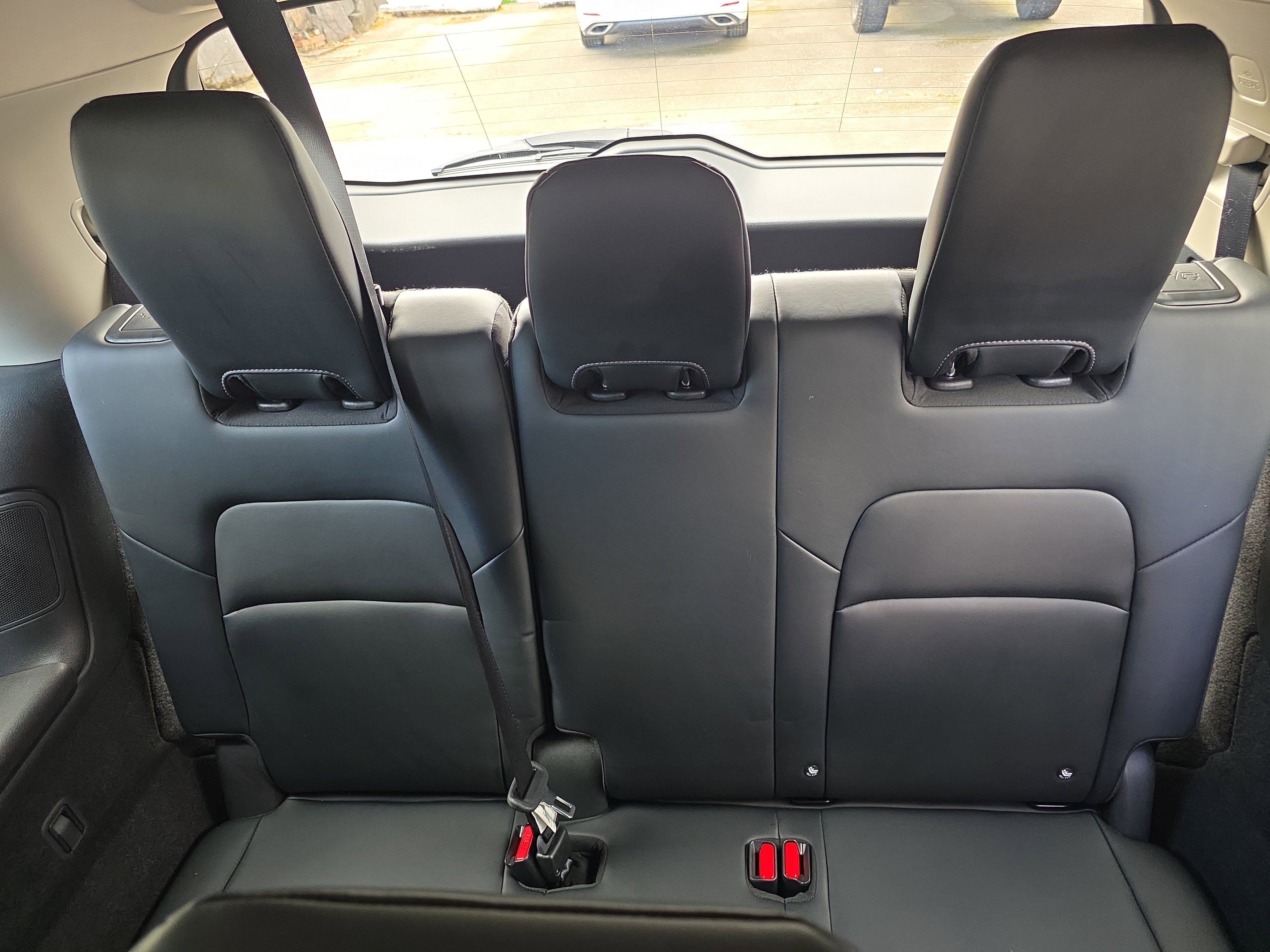 Certified Used 2023 Pearl White Tricoat Nissan Platinum image 14