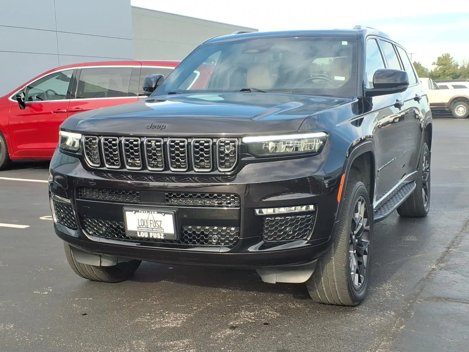 Used 2023 Diamond Black Crystal Pearlcoat Jeep Summit Reserve image 2