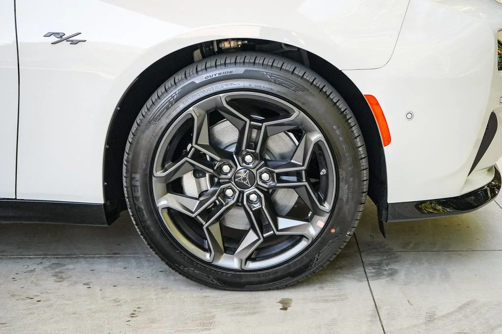 New 2026 White Knuckle Exterior Paint Dodge R/T image 11